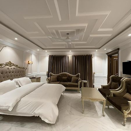 Arish Luxury Suites Skardu Exteriér fotografie